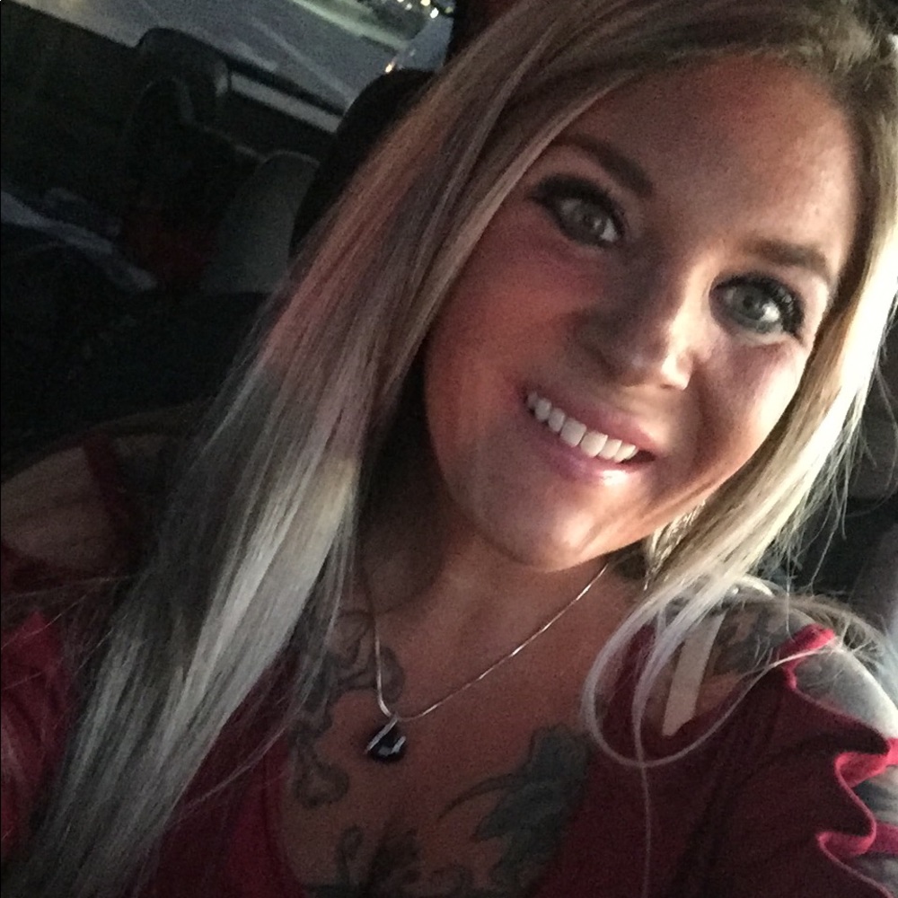 Meet your Posher, Kim from Shepherdsville, KY
